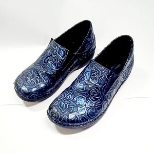 Spring Step Professional Manila-Hybd Slip-On Shoe